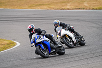 anglesey-no-limits-trackday;anglesey-photographs;anglesey-trackday-photographs;enduro-digital-images;event-digital-images;eventdigitalimages;no-limits-trackdays;peter-wileman-photography;racing-digital-images;trac-mon;trackday-digital-images;trackday-photos;ty-croes